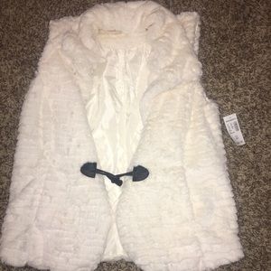 Fur Vest!